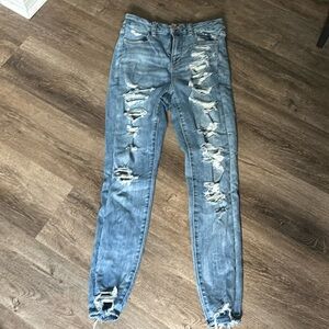 Ripped American eagle jeans size US 6